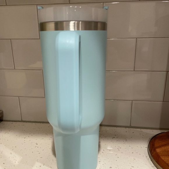 Stanley “OG” 40 oz Adventure Quencher Tumbler-Aqua - Picture 2 of 5